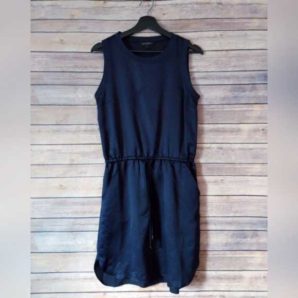 Banana Republic Dresses & Skirts - Banana Republic Navy Silky Slip on Dress